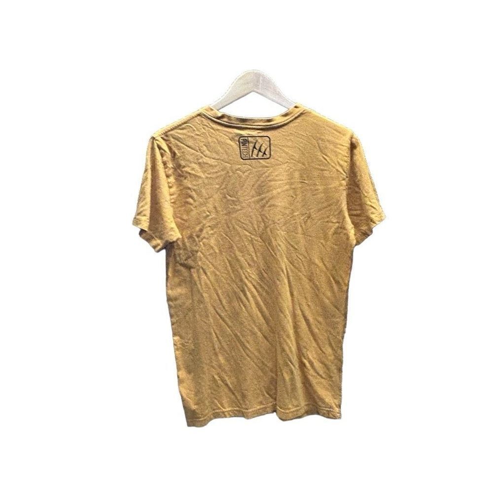 FinTech Soft Gold Size Medium (M) T-Shirt - Picture 2 of 5